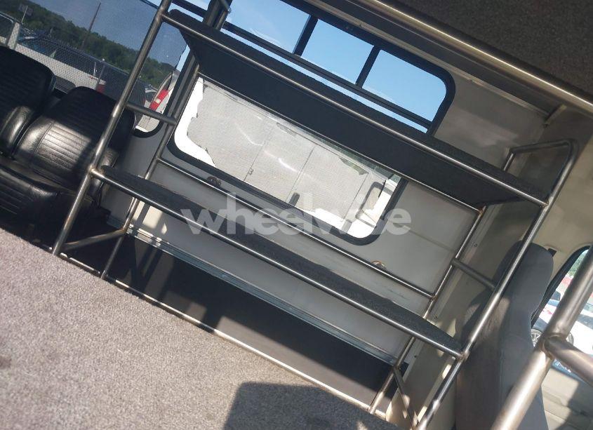 Photo 7 of 2012 Ford E-350 CUTAWAY (VIN 1FDEE3FL7CDA95823)