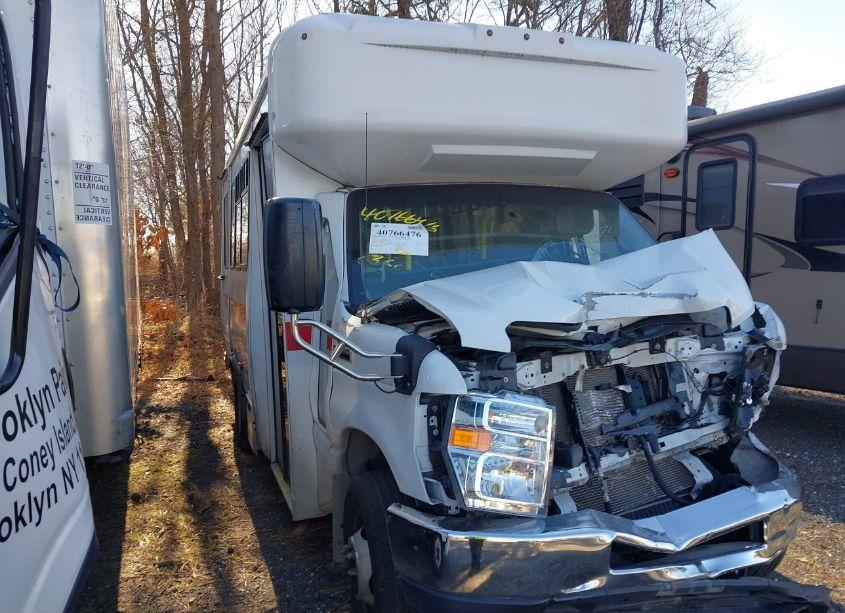 2018 Ford E-350 CUTAWAY (VIN 1FDEE3FS0JDC31018) main photo