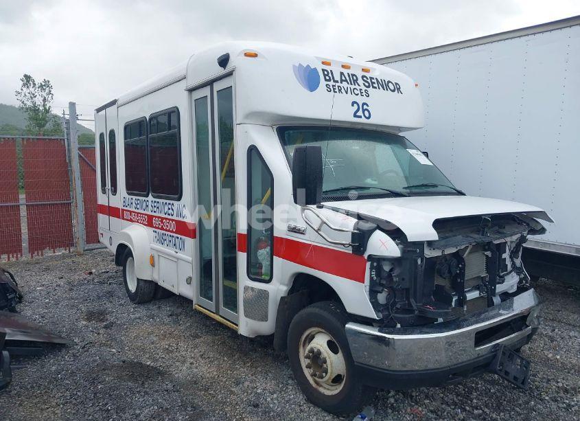 2020 Ford Bus E-350 CUTAWAY (VIN 1FDEE3FSXKDC43811) main photo