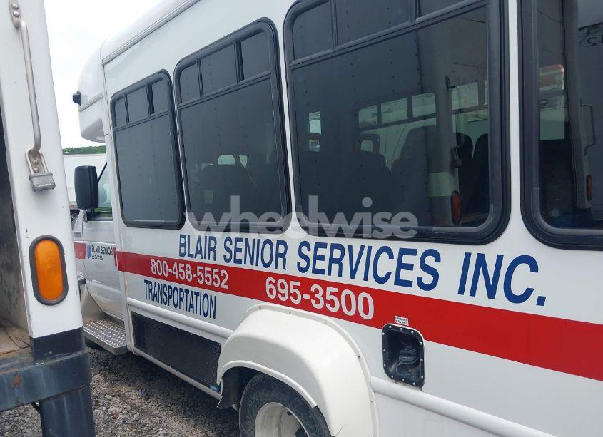 Photo 15 of 2020 Ford Bus E-350 CUTAWAY (VIN 1FDEE3FSXKDC43811)