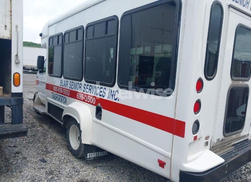 Photo 3 of 2020 Ford Bus E-350 CUTAWAY (VIN 1FDEE3FSXKDC43811)