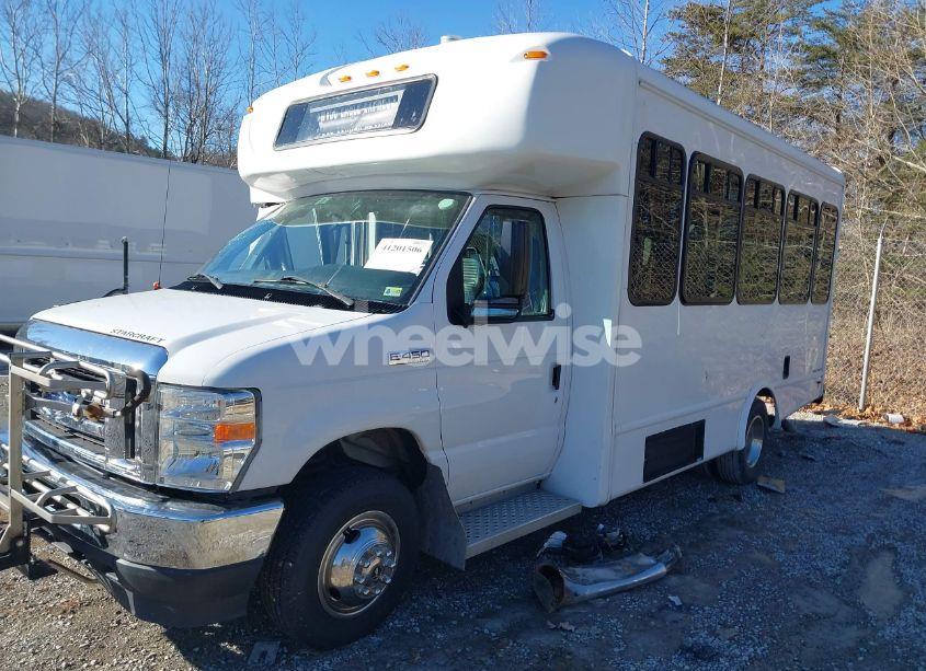 Photo 2 of 2021 Ford E-450 CUTAWAY (VIN 1FDFE4FN7MDC15097)