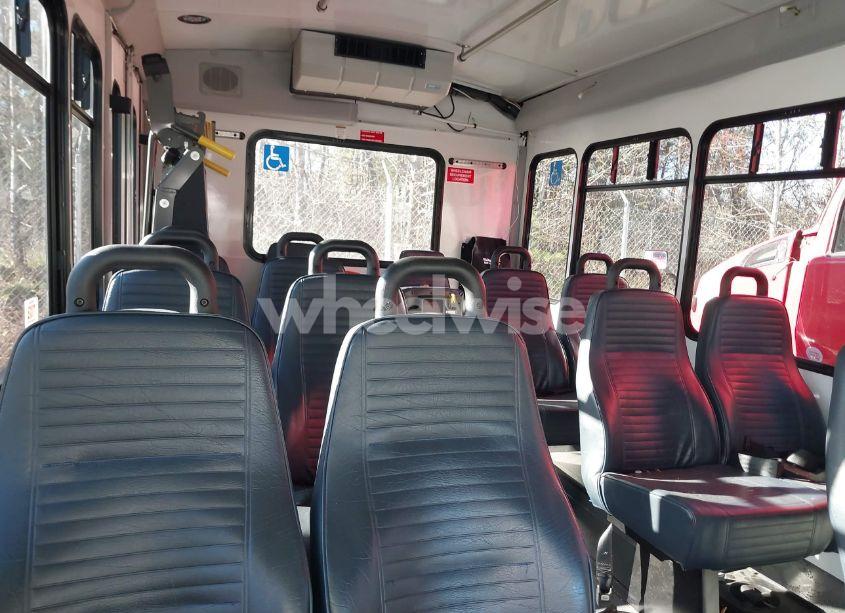 Photo 7 of 2021 Ford E-450 CUTAWAY (VIN 1FDFE4FN7MDC15097)