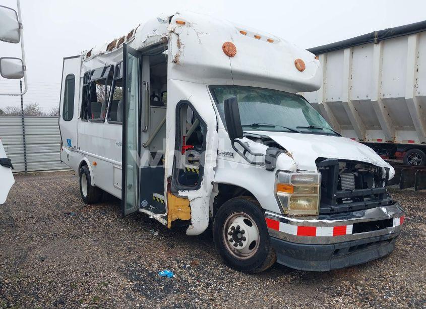 2022 Ford E-450 CUTAWAY (VIN 1FDFE4FN7NDC11567) main photo