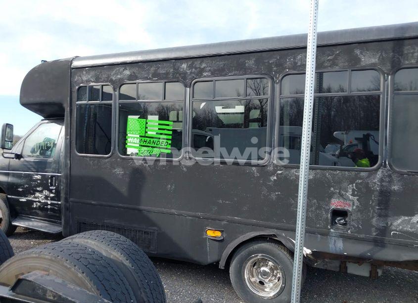 Photo 13 of 2010 Ford E-450 CUTAWAY (VIN 1FDFE4FS0ADA84693)