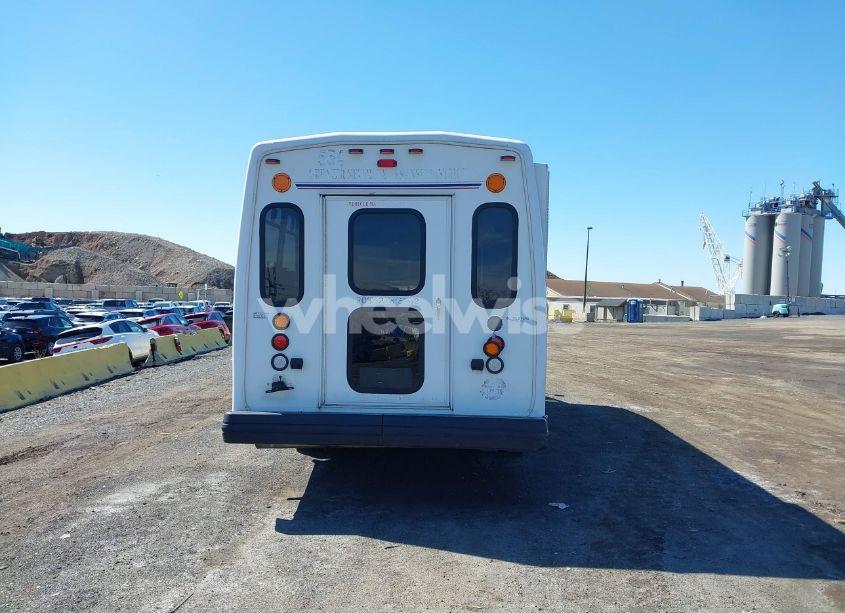 Photo 16 of 2013 Ford E-450 CUTAWAY (VIN 1FDFE4FS0DDB21696)
