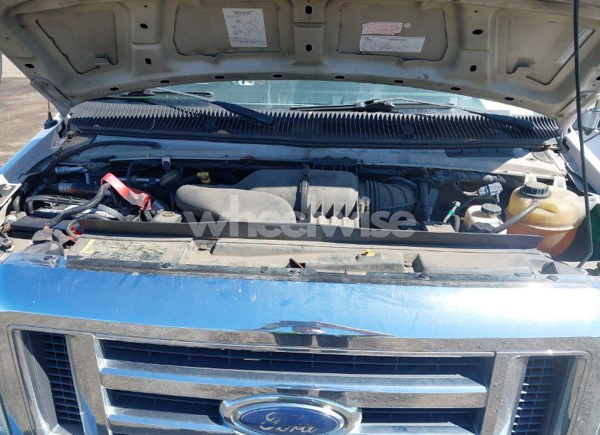 Photo 9 of 2013 Ford E-450 CUTAWAY (VIN 1FDFE4FS0DDB21696)