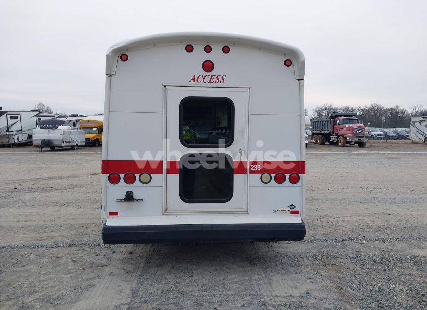 Photo 17 of 2010 Ford E-450 CUTAWAY (VIN 1FDFE4FS4ADA62499)