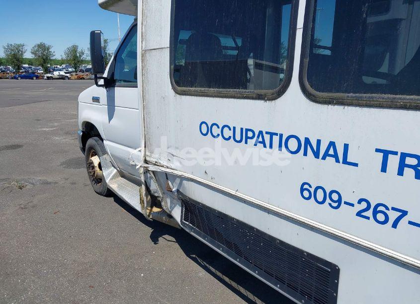 Photo 18 of 2016 Ford Econoline COMMERCIAL CUTAWAY (VIN 1FDFE4FS6GDC16235)