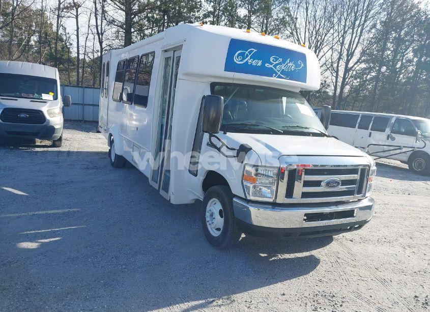 2019 Ford E-450 CUTAWAY (VIN 1FDFE4FS9KDC07361) main photo