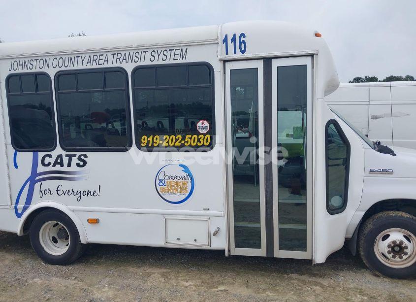 Photo 13 of 2019 Ford E-450 CUTAWAY (VIN 1FDFE4FS9KDC17341)