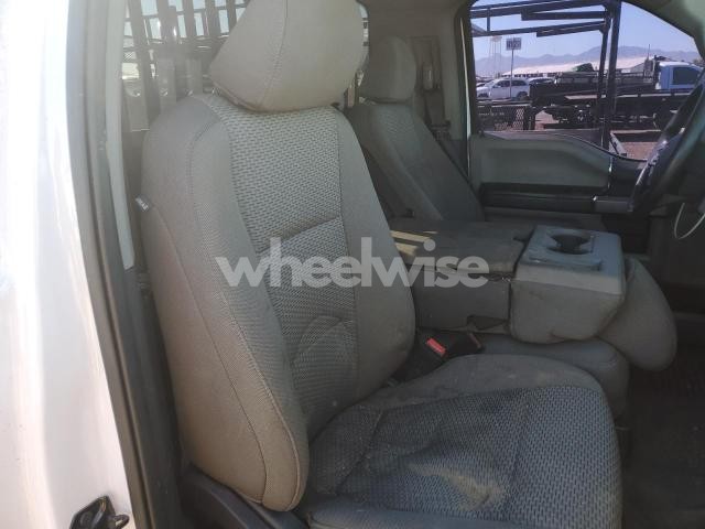 Photo 2 of 2022 FORD F600 SUPER DUTY ROLLBACK TRUCK (VIN 1FDFF6KT7NDA03816)