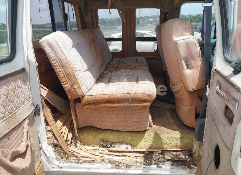 Photo 8 of 1984 Ford Econoline E350 VAN (VIN 1FDJE3419EHA11626)