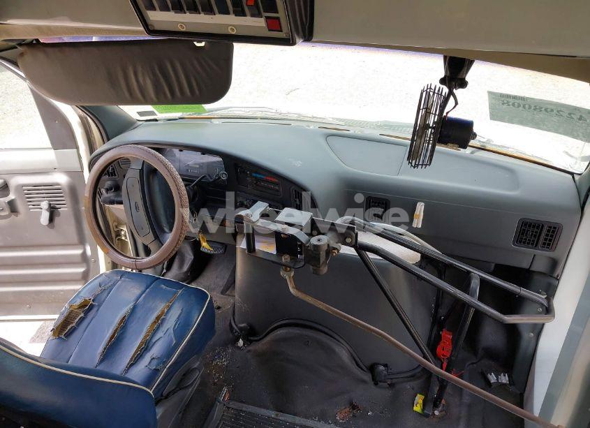 Photo 5 of 1995 Ford Bus E350 (VIN 1FDJE37F2SHB01574)