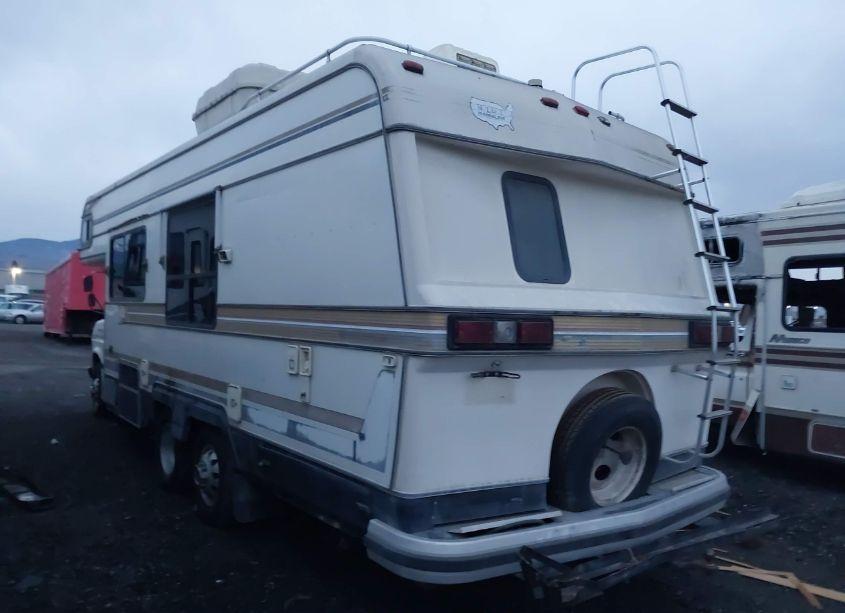 Photo 3 of 1985 Holiday Rambler IMPERIAL S (VIN 1FDKE30L7FHB62929)