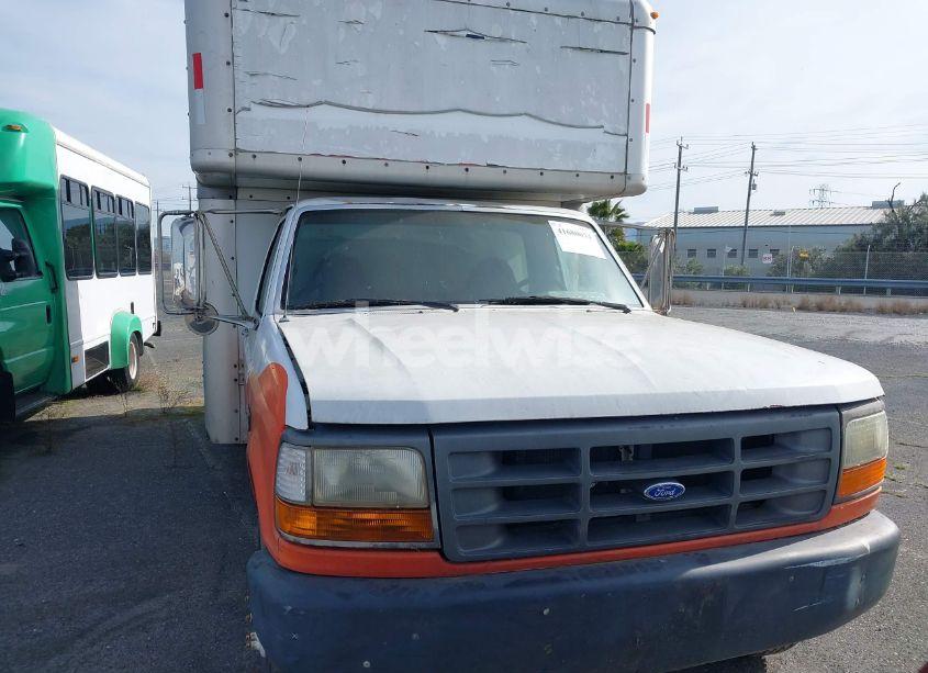 Photo 11 of 1995 Ford F350 (VIN 1FDKF37G1SNB14649)