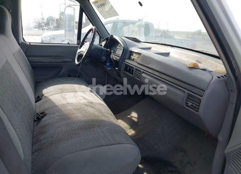 Photo 7 of 1995 Ford F350 (VIN 1FDKF37G1SNB14649)