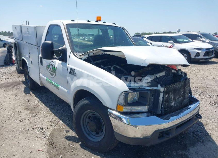 2004 Ford F-250 XL/XLT (VIN 1FDNF20L14ED47044) main photo