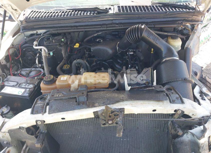 Photo 10 of 2004 Ford F-250 XL/XLT (VIN 1FDNF20L14ED47044)