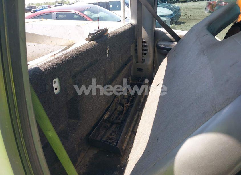 Photo 8 of 2004 Ford F-250 XL/XLT (VIN 1FDNF20L14ED47044)