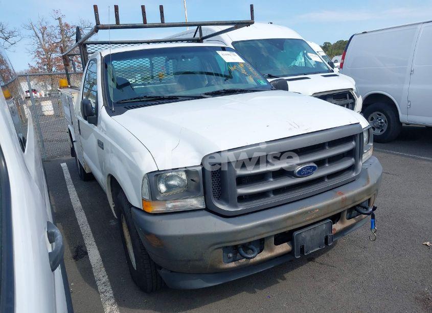 2004 Ford F-250 XL/XLT (VIN 1FDNF20L24ED21696) main photo