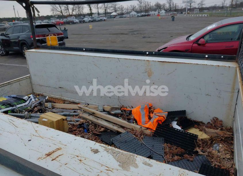 Photo 8 of 2004 Ford F-250 XL/XLT (VIN 1FDNF20L24ED21696)