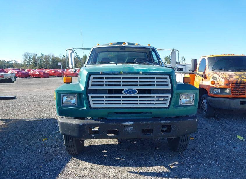 Photo 12 of 1992 Ford F600 N/A (VIN 1FDNF60J2NVA14472)