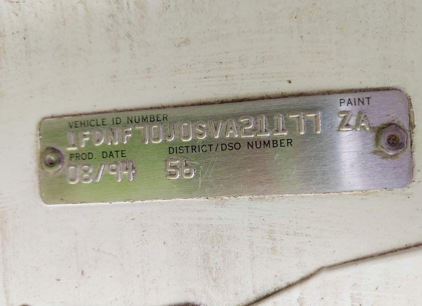 Photo 9 of 1995 Ford F700 (VIN 1FDNF70J0SVA21177)