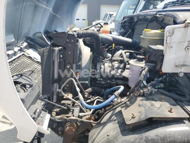 Photo 13 of 2019 FORD F750 SUPER DUTY (VIN 1FDNF7AYXKDF15032)