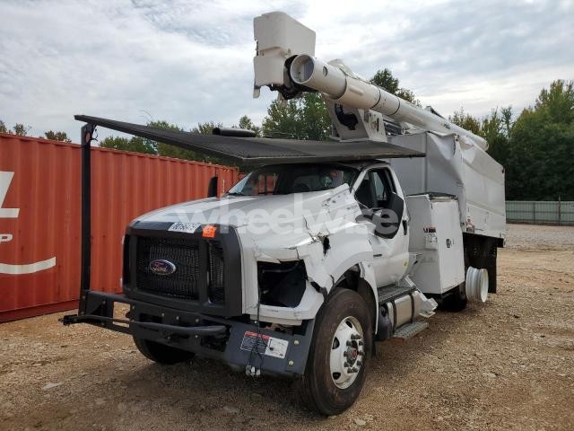 Photo 3 of 2024 FORD F750 SUPER DUTY (VIN 1FDNF7DC0RDF10321)