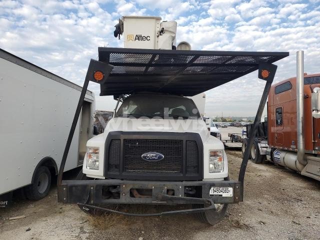 Photo 3 of 2019 FORD F750 SUPER DUTY (VIN 1FDNF7DC1KDF01505)