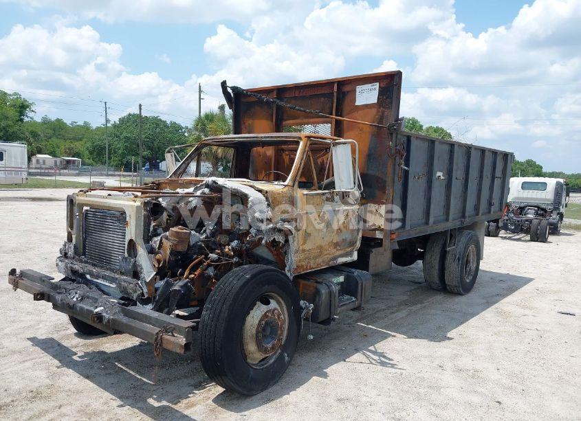 Photo 2 of 1990 Ford F700 F (VIN 1FDNK74P7LVA43382)