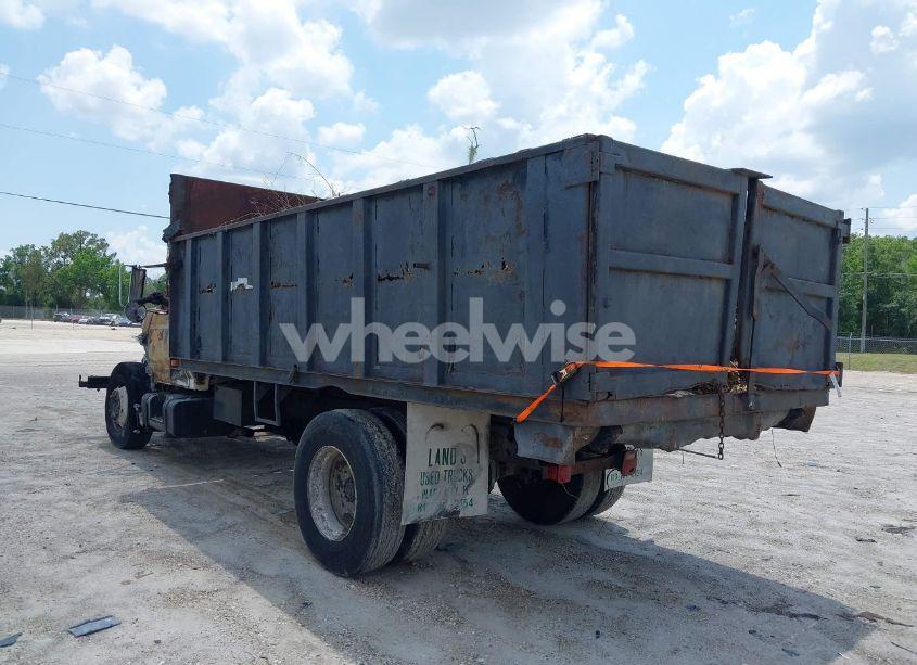 Photo 3 of 1990 Ford F700 F (VIN 1FDNK74P7LVA43382)