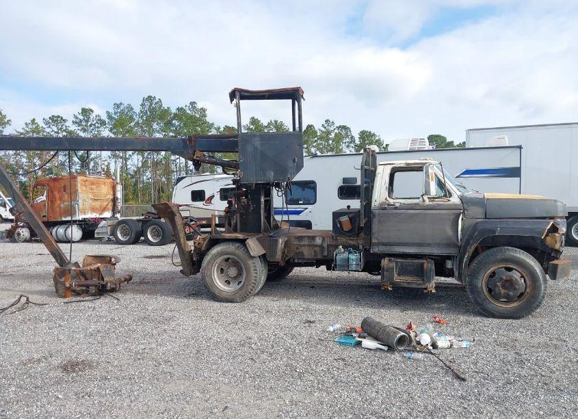 Photo 12 of 1987 Ford F600 F (VIN 1FDNT64P8HVA27741)