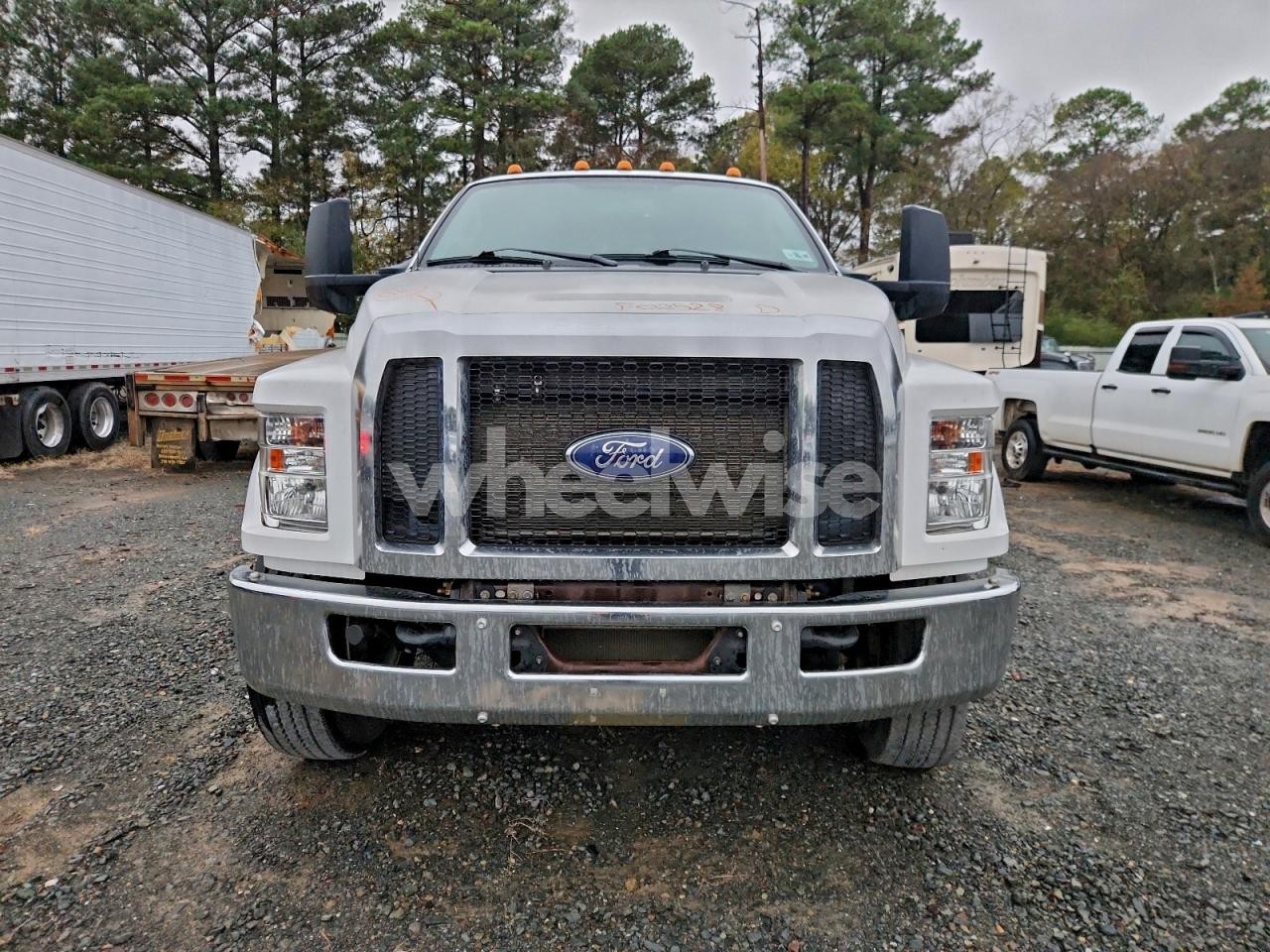 Photo 5 of 2019 FORD F650 FLATBED TRUCK (VIN 1FDPW6DXXKDF02528)
