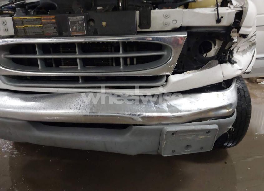 Photo 6 of 1998 Ford E-150 RECREATIONAL (VIN 1FDRE14L0WHB98023)