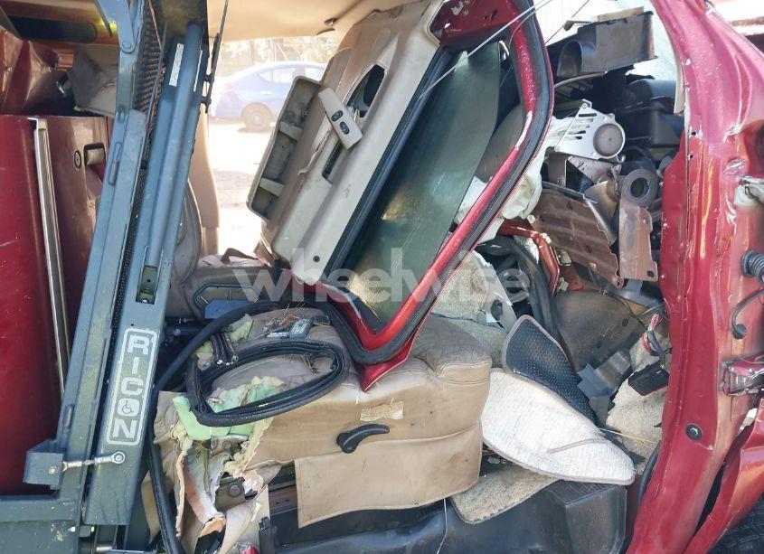 Photo 5 of 2002 Ford E-150 COMMERCIAL/RECREATIONAL (VIN 1FDRE14L72HA70100)