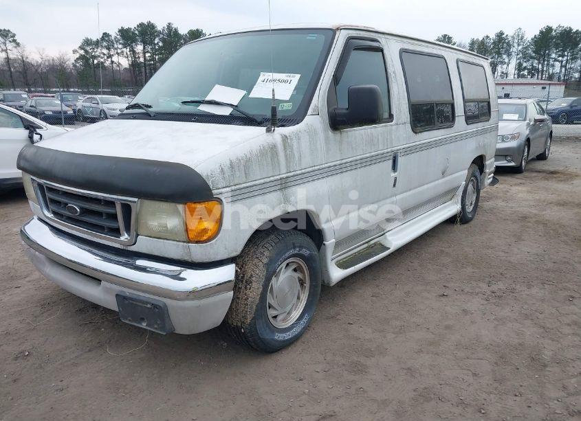 Photo 2 of 2003 Ford E-150 RECREATIONAL (VIN 1FDRE14W73HB14916)