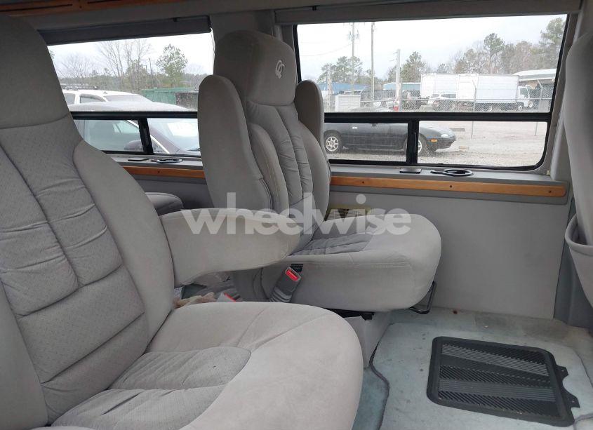 Photo 8 of 2003 Ford E-150 RECREATIONAL (VIN 1FDRE14W73HB14916)