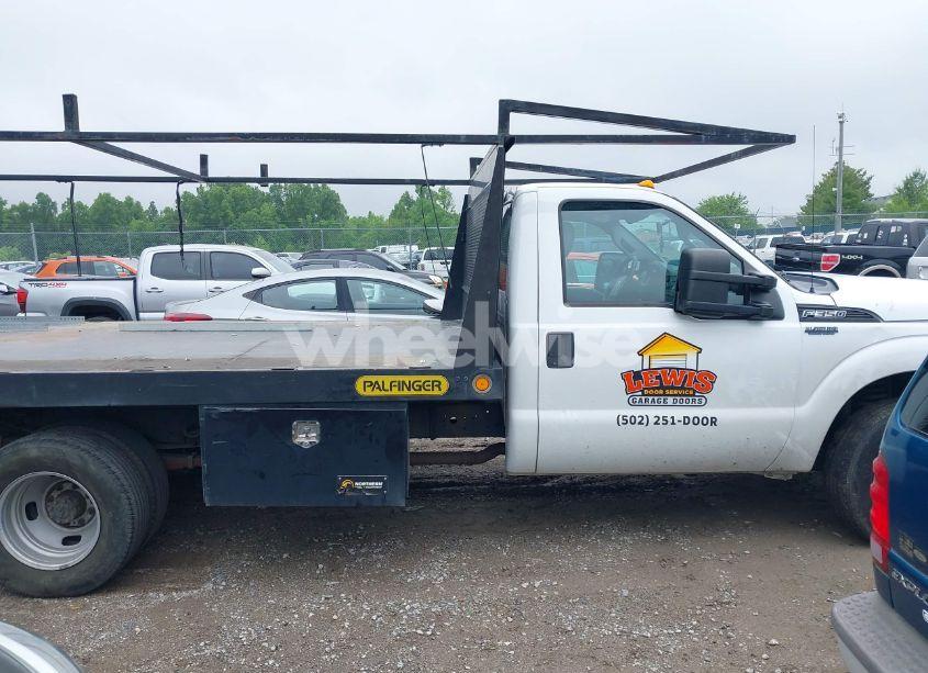 Photo 13 of 2014 Ford F-350 CHASSIS XL (VIN 1FDRF3G60EEB45269)