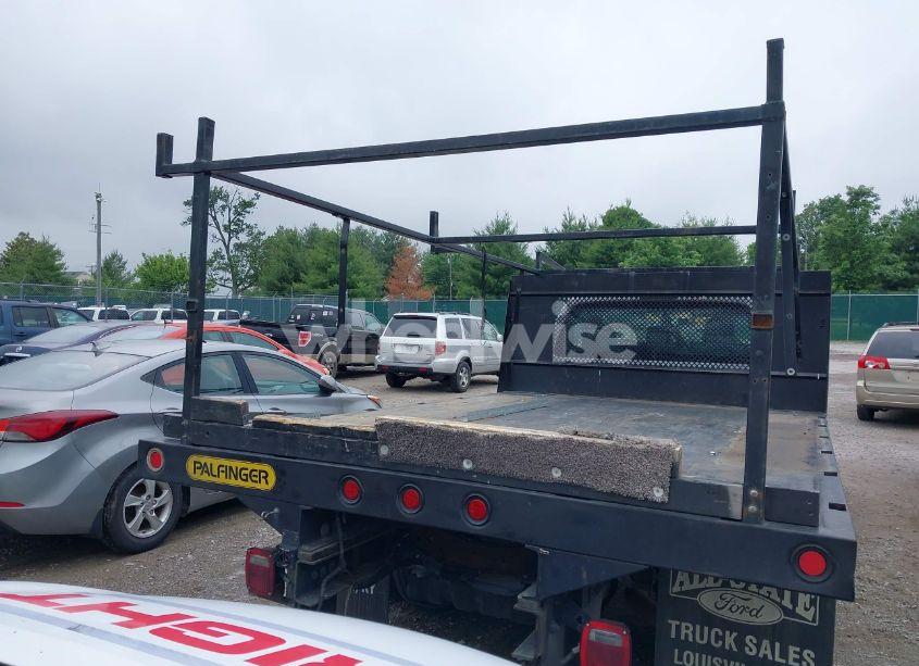 Photo 15 of 2014 Ford F-350 CHASSIS XL (VIN 1FDRF3G60EEB45269)