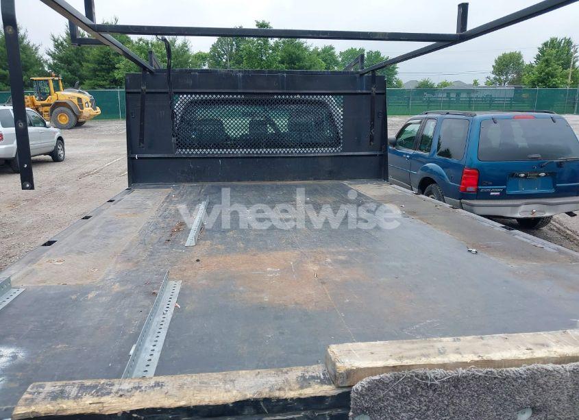 Photo 7 of 2014 Ford F-350 CHASSIS XL (VIN 1FDRF3G60EEB45269)