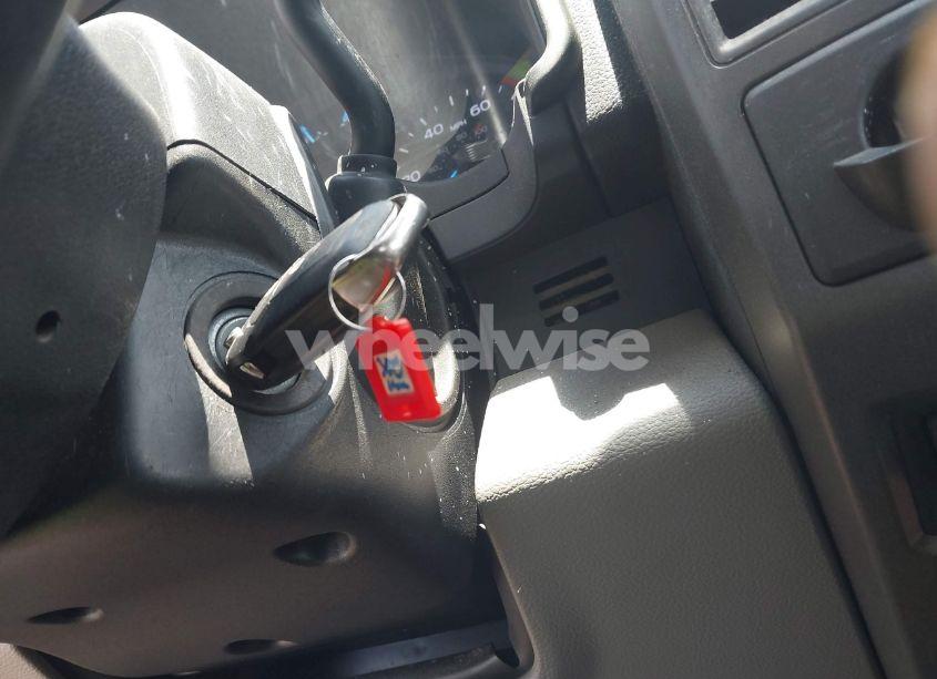 Photo 10 of 2019 Ford F-350 CHASSIS XL (VIN 1FDRF3G61KEC47465)