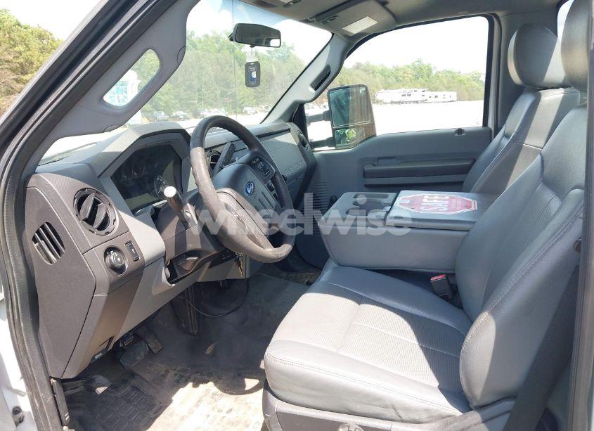 Photo 6 of 2016 Ford F-350 CHASSIS XL (VIN 1FDRF3G65GEC58234)