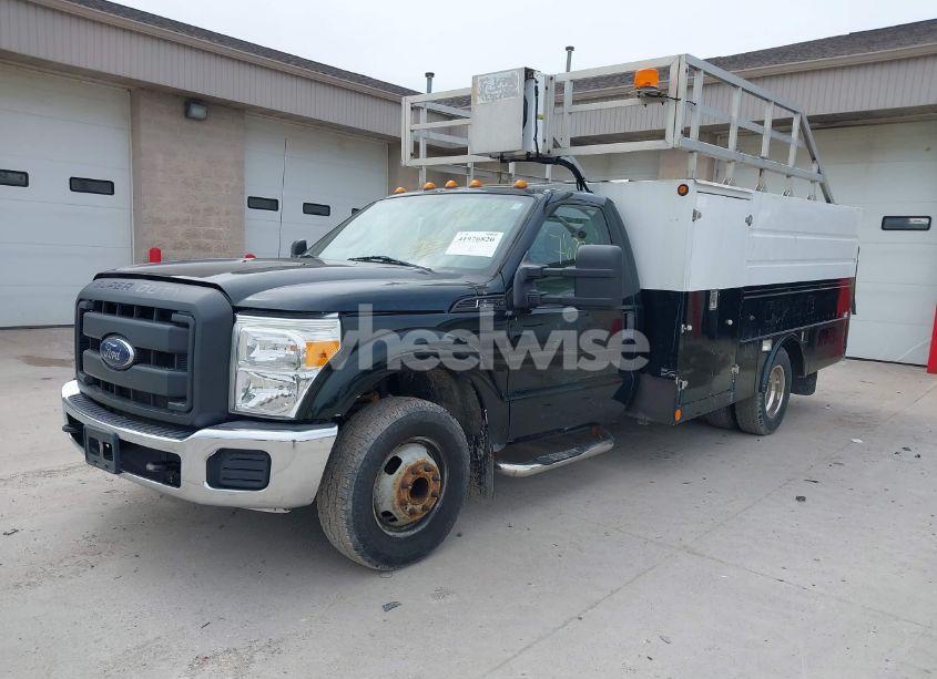 Photo 2 of 2012 Ford F-350 CHASSIS XL (VIN 1FDRF3G6XCEB74789)
