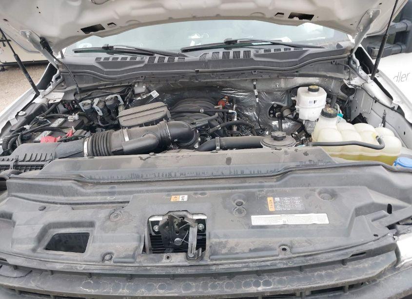 Photo 9 of 2021 Ford F-350 CHASSIS XL (VIN 1FDRF3GN0MED80289)