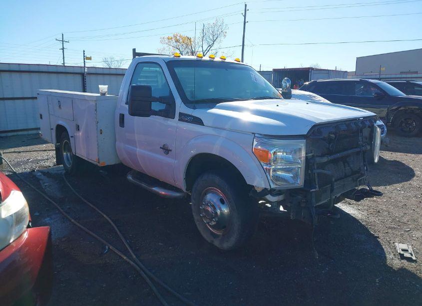 2012 Ford F-350 CHASSIS XL (VIN 1FDRF3GT2CEB75716) main photo