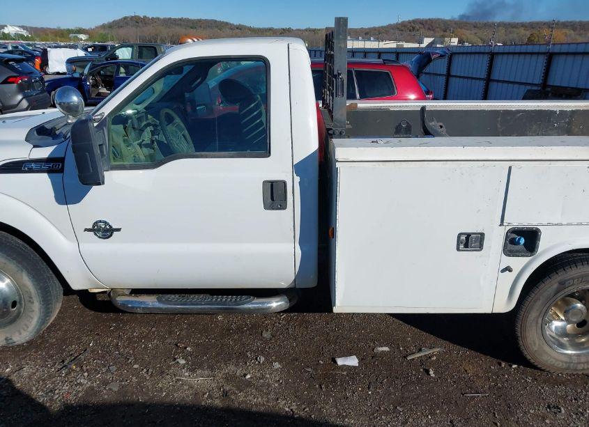 Photo 15 of 2012 Ford F-350 CHASSIS XL (VIN 1FDRF3GT2CEB75716)