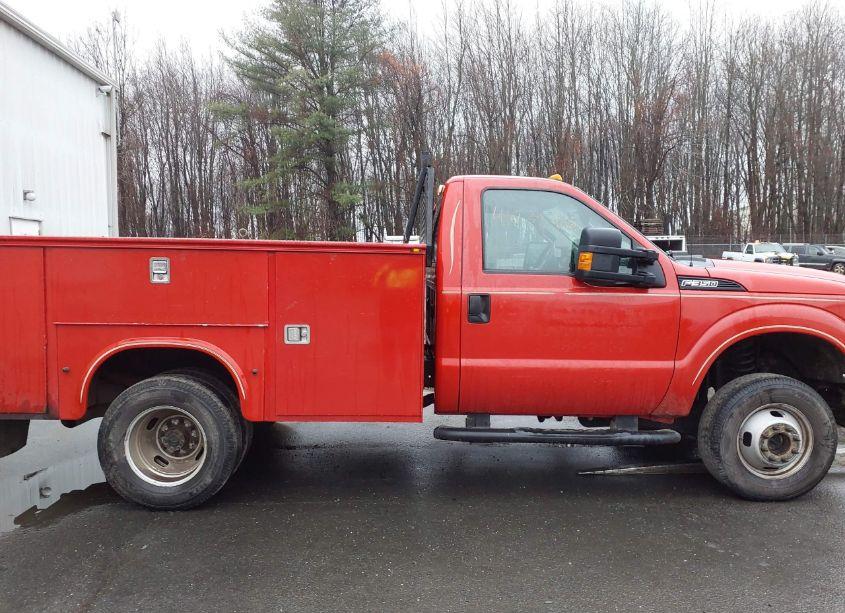 Photo 13 of 2012 Ford F-350 CHASSIS XL (VIN 1FDRF3H61CEC16202)