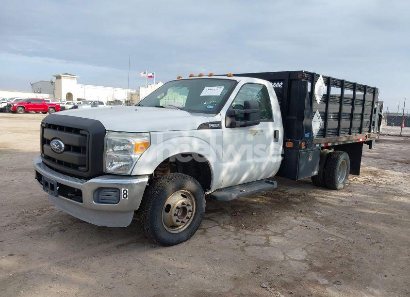 Photo 2 of 2012 Ford F-350 CHASSIS XL (VIN 1FDRF3H69CEA03661)
